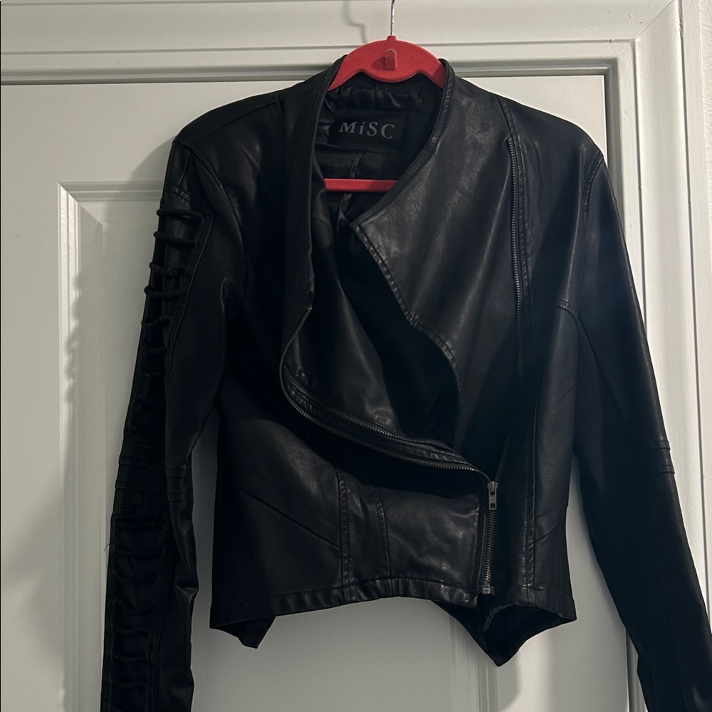 Black PLeather Jacket with Unique Sleeve Design